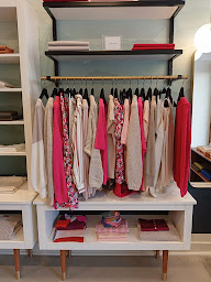 Photo n°6 de Maison Montagut - Biarritz à Biarritz (Magasin de vêtements pour hommes)