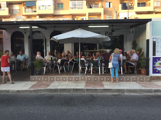 Chaplin's Pub