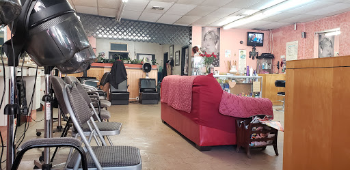 Milena Salon Gallery - United States
