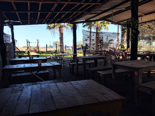 Birria de Res "CUTATAILA"