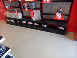 Photo n°12 de Autodistribution à Saint-Memmie (Magasin d'accessoires pour poids lourds)