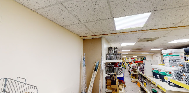 Beesley & Fildes Ltd - Walkden - Hardware store