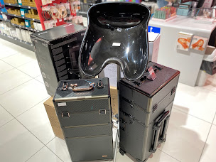 Photo n°23 de Bleu Libellule Bonneuil sur Marne à Bonneuil-sur-Marne (Magasin de produits de beauté)