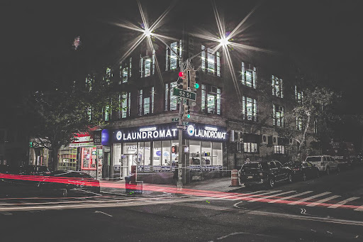 Bubbles & Suds Laundromat