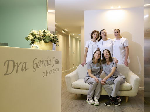Clínica Dental Dra. García Fau - Thumbnail