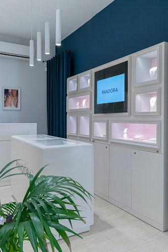 Comentarii opinii despre ANTICA Jewelry & Watches