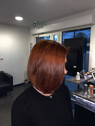 Photo n°29 de Institut Bob Jeffy Cornebarrieu à Cornebarrieu (Salon de coiffure)