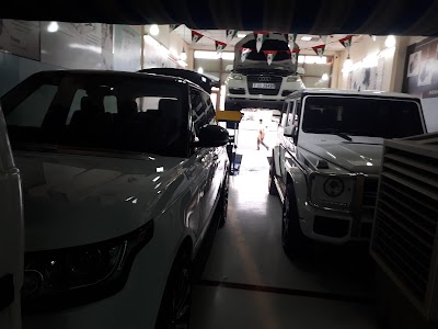 Photos of GTech & Wetless Car Polishing