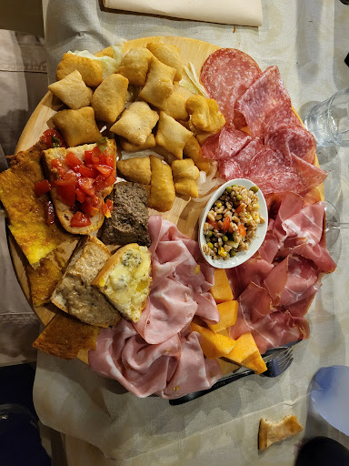 Circolo La Corte Pizzeria - Thumbnail