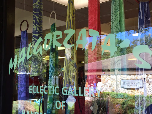 Malgorzata's - Visual