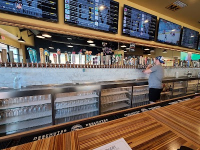 The Elm Taphouse and Kitchen - 100 Taps with a Scratch Kitchen