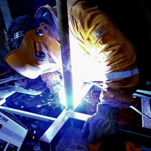 Taller de soldadura especializada