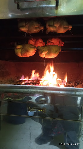 Opinii despre QUINTA POLLERIA TU & YO în Ilave - Restaurante