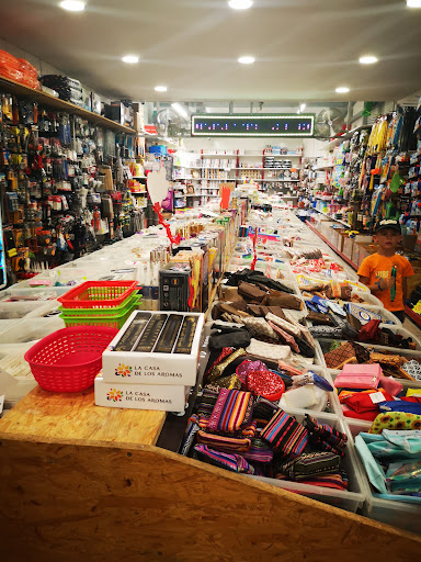 Beach Bazaar - Visual