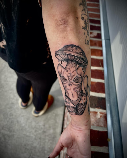 Artistic Abyss Tattoo Collective - Thumbnail
