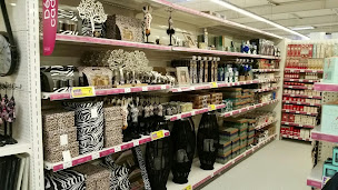 Photo n°5 de BAZARLAND COMBOURG à Combourg (Bazar)