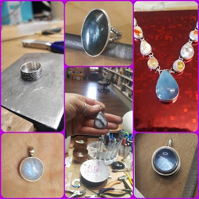 Moonumental Jewelry Emporium & Makerspace