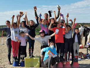 Photo n°20 de BMV DRESSAGE ECOLE EQUITATION DADA COOL à Palise (Centre équestre)