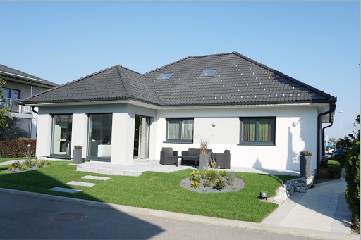 Jung Immobilien - Häuser oder Wohnungen kaufen und mieten in St. Ingbert, Saarland und Umgebung.