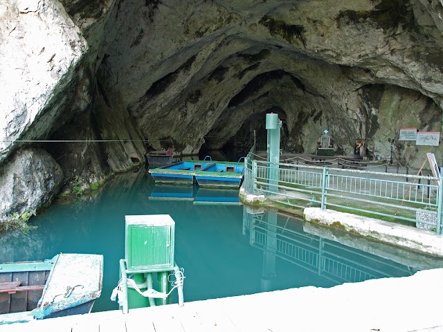 Pertosa-Auletta Grotte