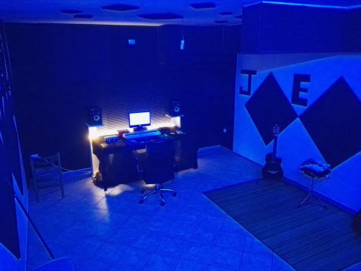 GVG Studio - Visual