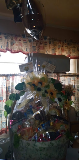 Foxy's Gift Baskets