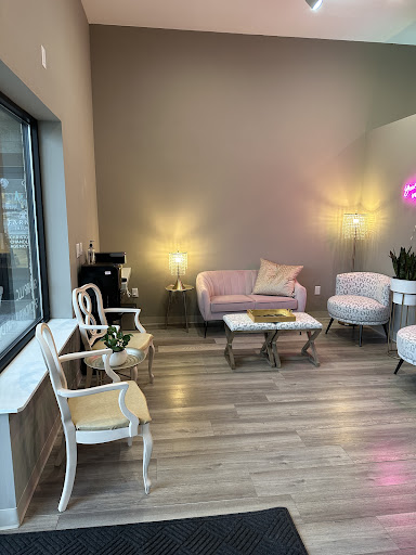 Studio 7 Suites - Thumbnail