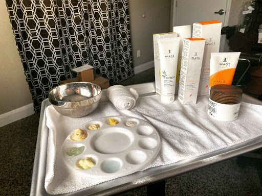 Stoplight Spa - Visual