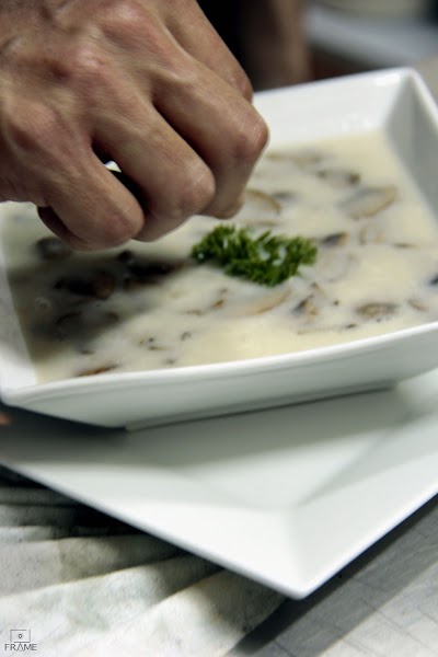 Photos of Aguill&oacute;n Cine & Cocina