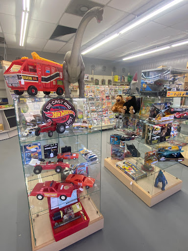 United Estates Antique Mall and Collectibles - Thumbnail