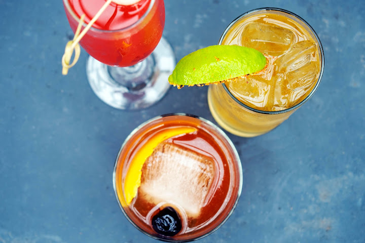 Salaryman East Lake by null