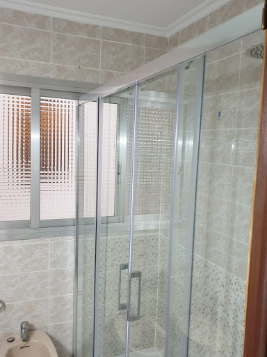 Obras y Servicios Gomera SL - Empresa de Reformas integrales de viviendas en Paterna Gallery - Spain