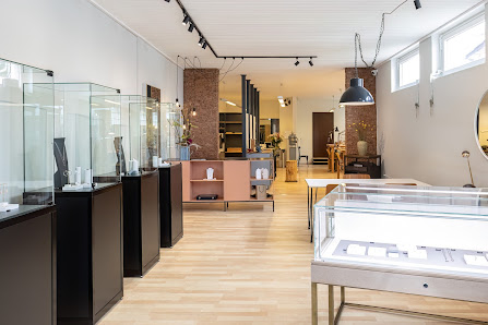 Goldschmiede Stefanie Kempa Hauptstraße 67, 25462 Rellingen, Deutschland