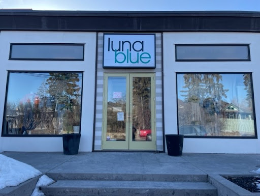 Luna Blue - Visual