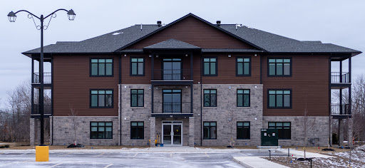 Trailside Square - Visual
