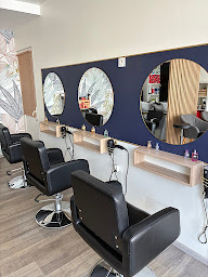 Photo n°2 de L atelier du coiffeur à Ger (Salon de coiffure)