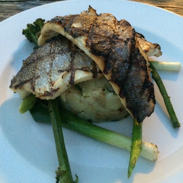Mud Dock Café