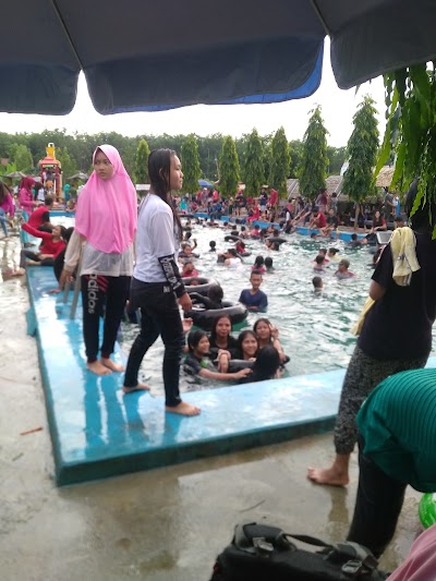 Photos of Kolam Renang Adellia Tirta