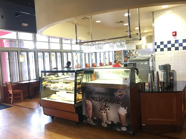 Fuddruckers