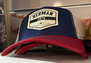 Photo n°24 de Landi Loisirs Chasse et Peche à Landivisiau (Fabricant de couteaux)