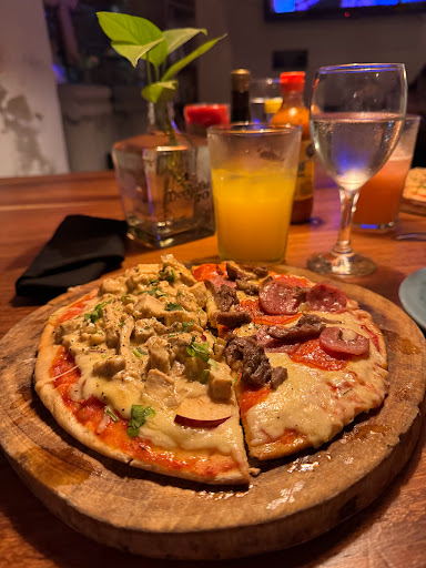 Cafeina Bistro - Thumbnail