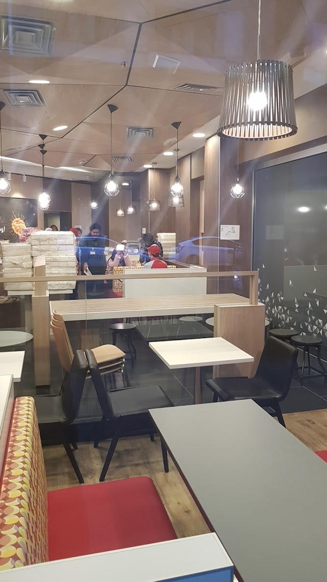 Jollibee Milano