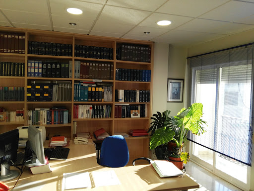 Sola y Espinosa Asesores Legales y Fiscales, Contables. Granada Maracena