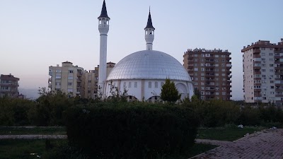 Abdul Kadir Geylani Camii