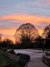 Photo n°7 de Gite du Domaine de La Gorce à Château-l'Évêque (Maison de vacances)