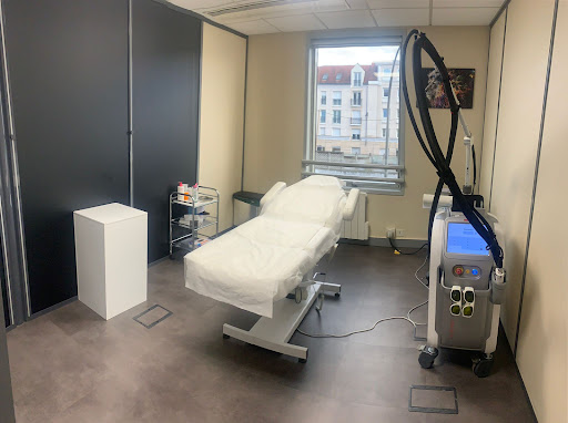 CSHP L'ESTHETIC Maisons-Laffitte - Acide hyaluronique & Epilation laser - Thumbnail