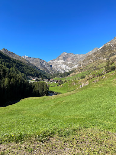Lazinser Alm Gallery - Italy