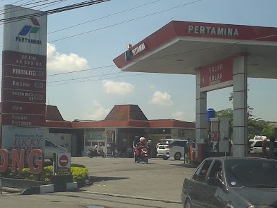 Photos of Pertamina gas station 44.572.01