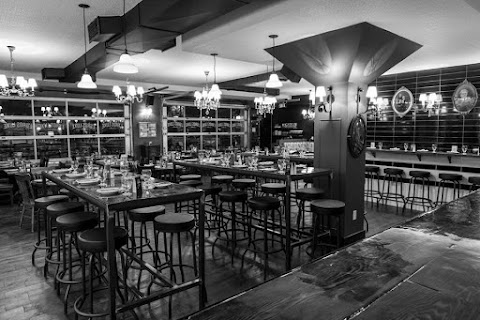 L'Gros Luxe Québec by null