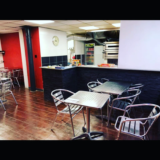 Photo 3 - PRESTO PIZZA (15 ANS) Livraison-emporter